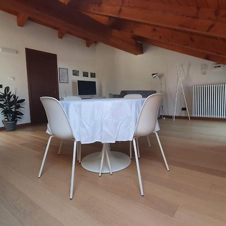 Appartamento Residenza Lavinia Monforte dʼAlba Exterior foto
