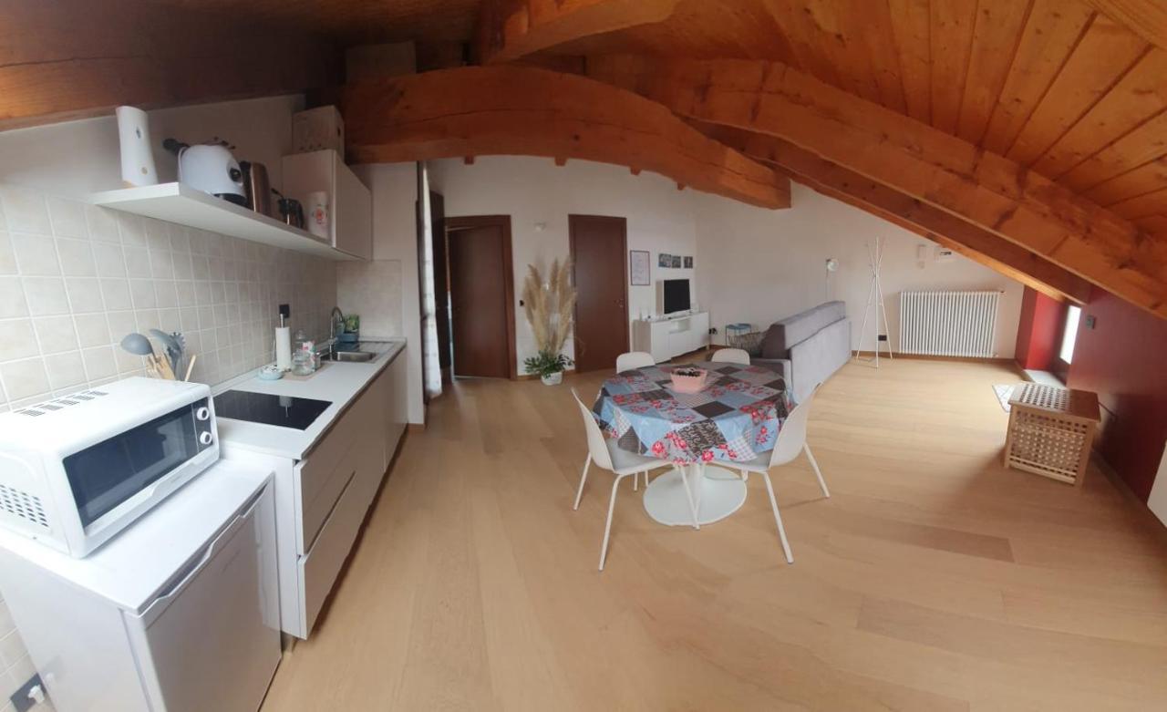 Appartamento Residenza Lavinia Monforte dʼAlba Exterior foto