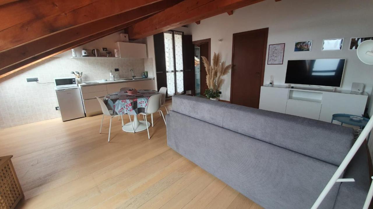 Appartamento Residenza Lavinia Monforte dʼAlba Exterior foto